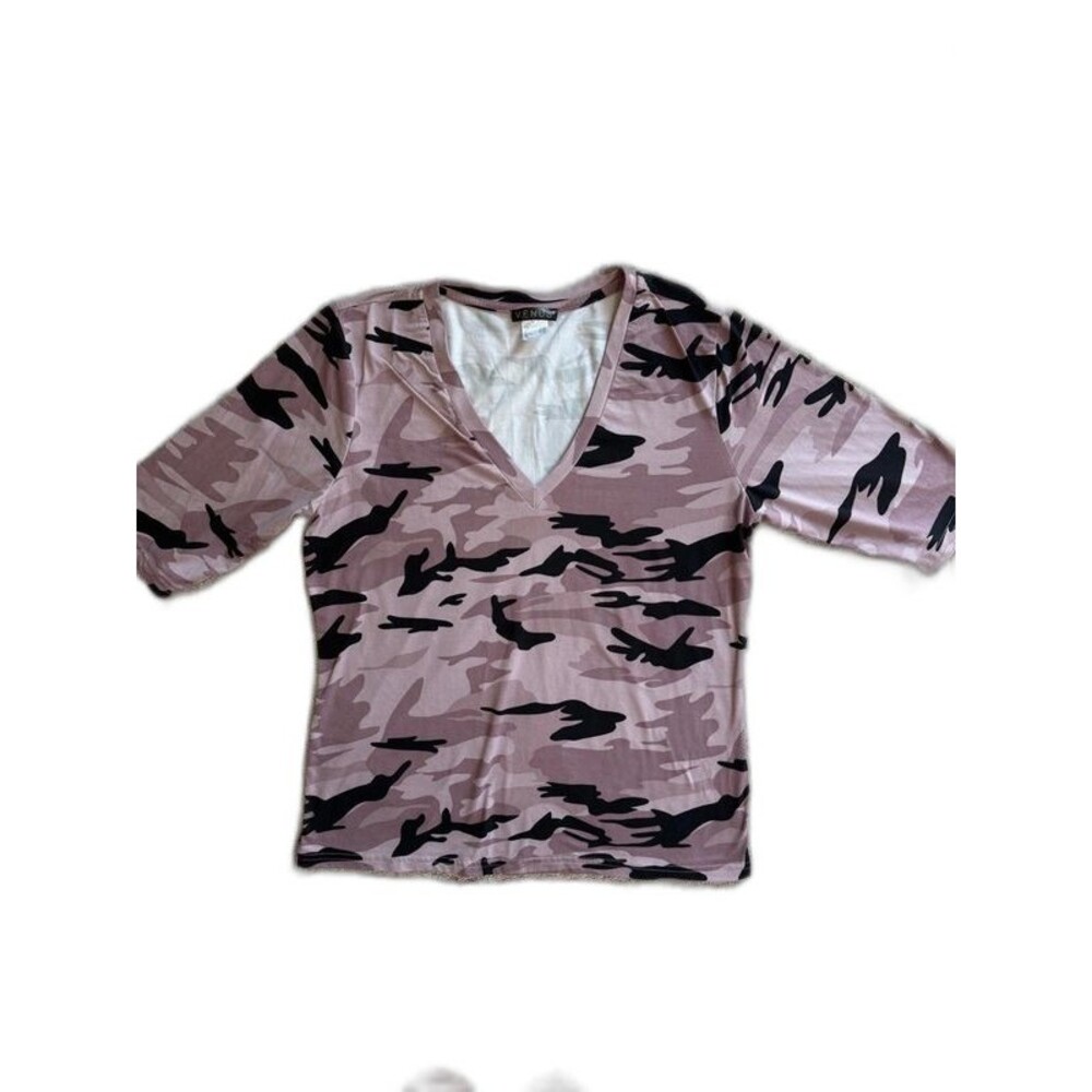 Venus Purple Camo V-Neck Top Size L 3/4 Sleeve Mauve Gray Camouflage Shirt